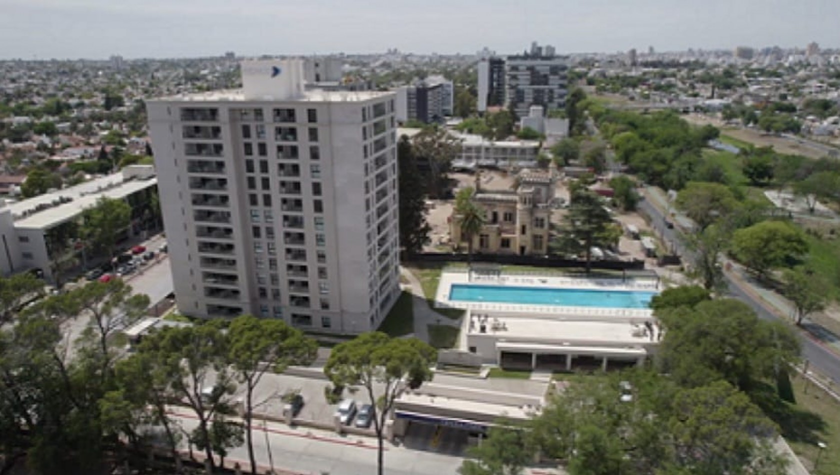Venta de hermoso departamento en Condominio de lujo Opera Park  ENTREGA INICIAL 40% POSESION 2025 DESCUENTO HASTA EL 10 % 