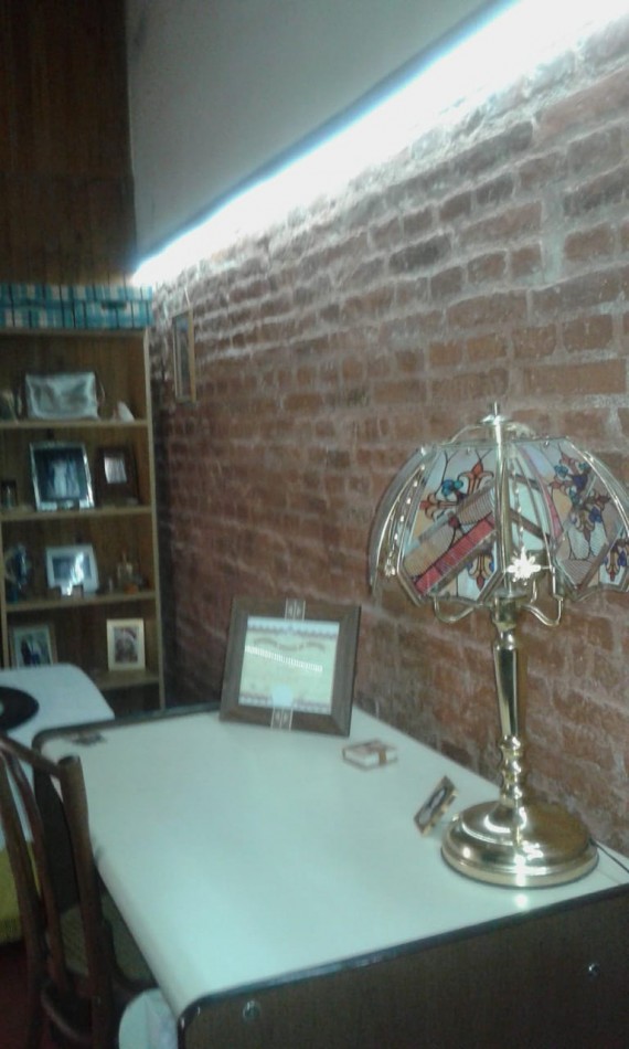 GRAN OPORTUNIDAD VENTA DE CASA CON POTENCIAL