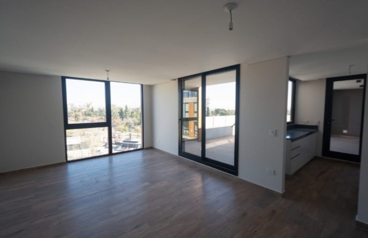 VENTA DE EXCELENTE DEPARTAMENTO DE UN DORMITORIO EN EL COMPLEJO OPERA PLAZA  POSESION 2027 ENTREGA 40% FINANCIACION 10 AÑOS 