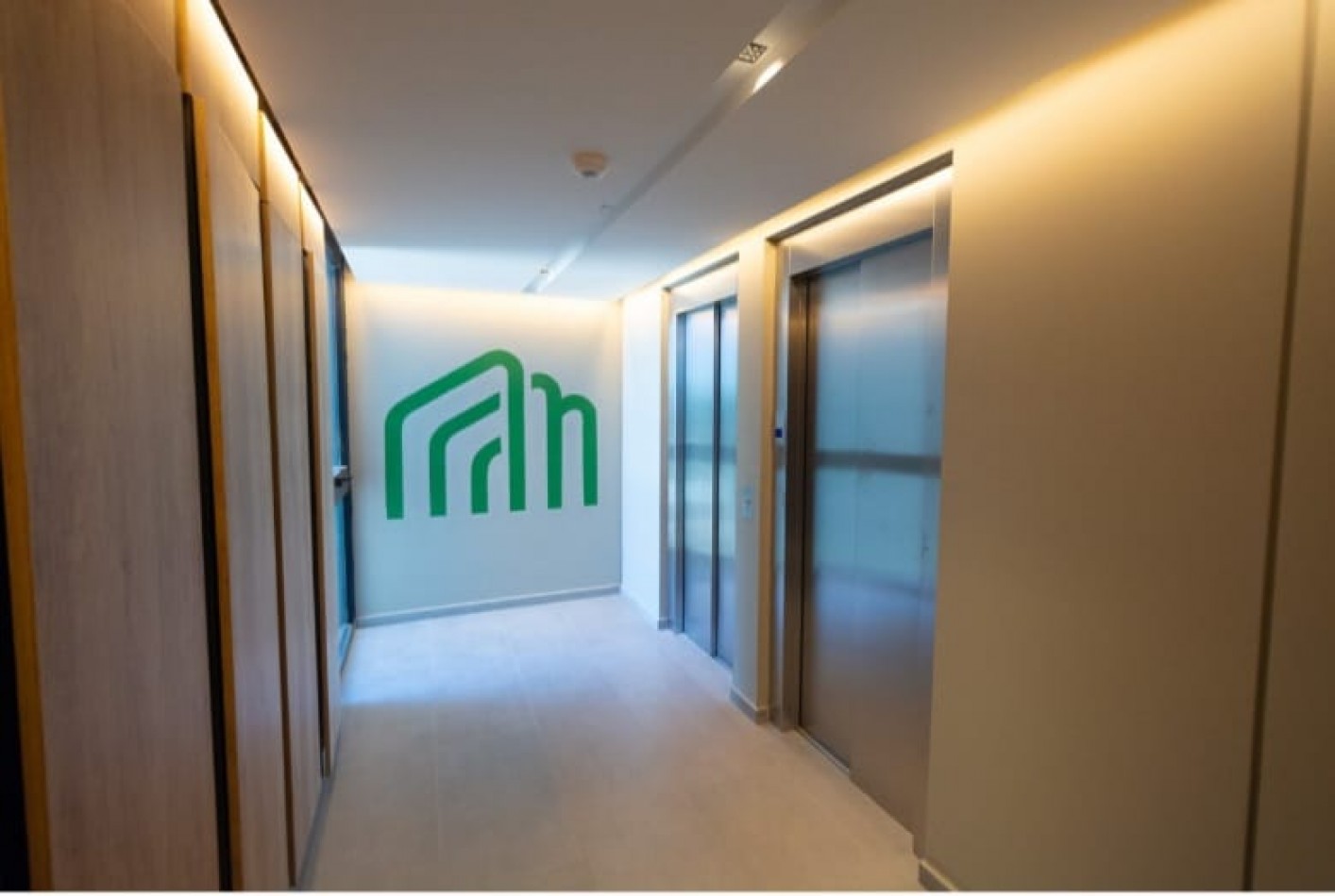 VENTA DE EXCELENTE DEPARTAMENTO DE UN DORMITORIO EN EL COMPLEJO OPERA PLAZA  POSESION 2027 ENTREGA 40% FINANCIACION 10 AÑOS 