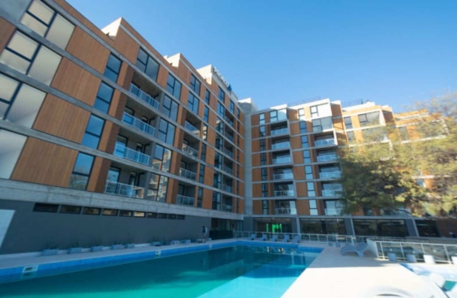 VENTA DE EXCELENTE DEPARTAMENTO DE UN DORMITORIO EN EL COMPLEJO OPERA PLAZA  POSESION 2027 ENTREGA 40% FINANCIACION 10 AÑOS 